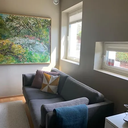 Visit Ons From A Modern And Beautiful House