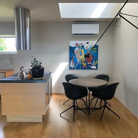 Apartment Visit Ons From A Modern And Beautiful House